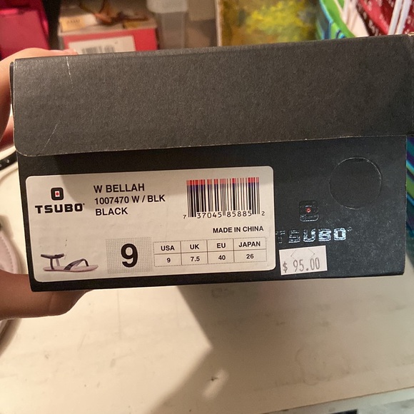 Tsubo Bellah Sandals - Picture 4 of 5